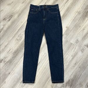 GAP Denim Universal Jegging Sky High Dark Wash | High Rise Stretch | Sz 27 / 4P